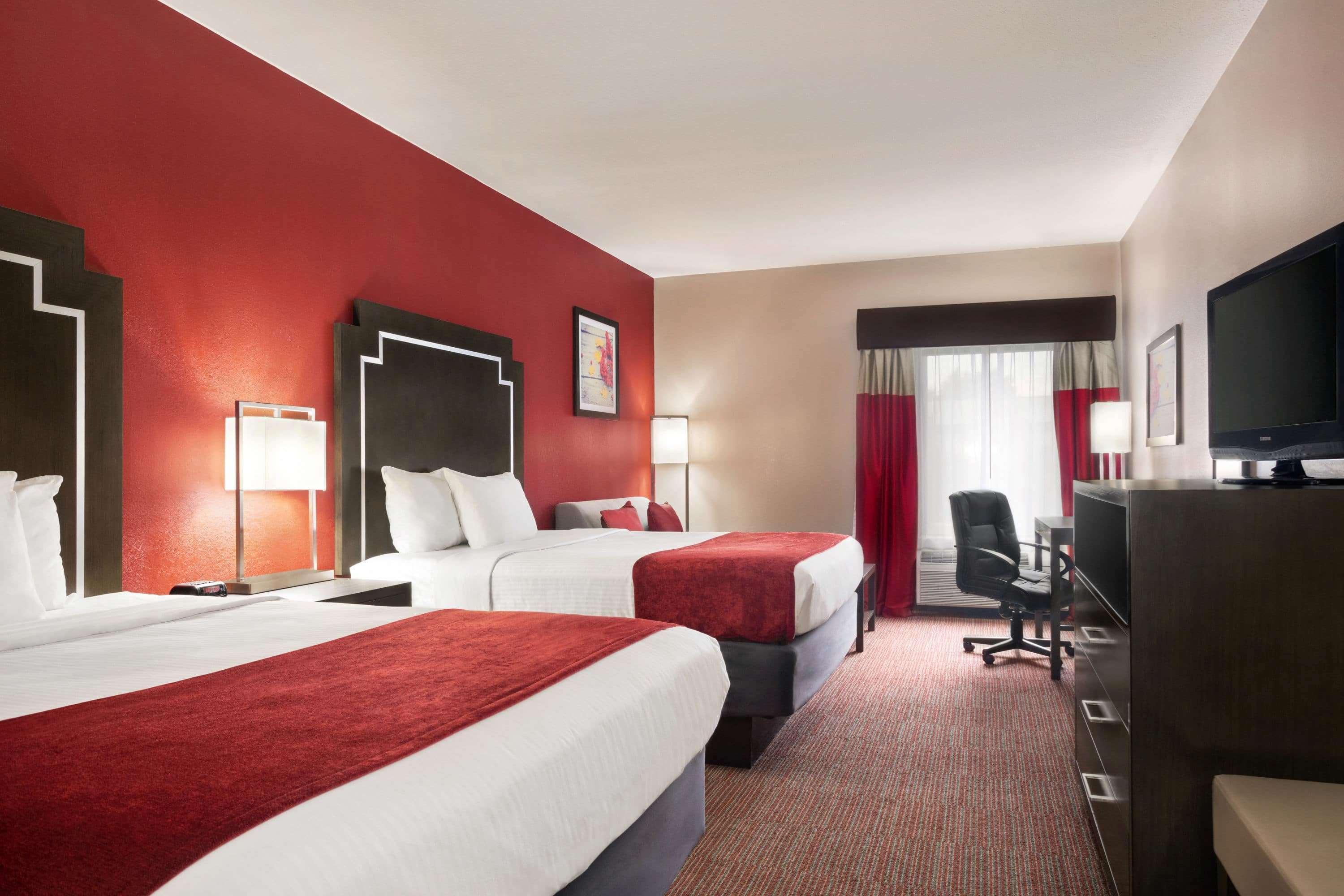 Days Inn & Suites By Wyndham Мерфрисборо Экстерьер фото